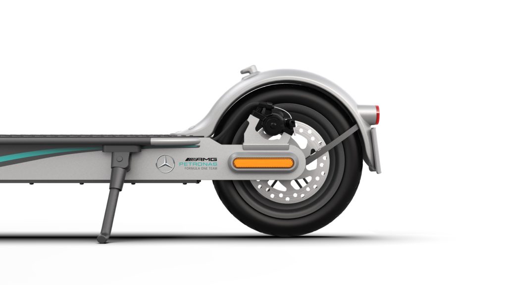 Xiaomi Mi Electric Scooter Pro 2 Mercedes-AMG Petronas F1 Team Edition