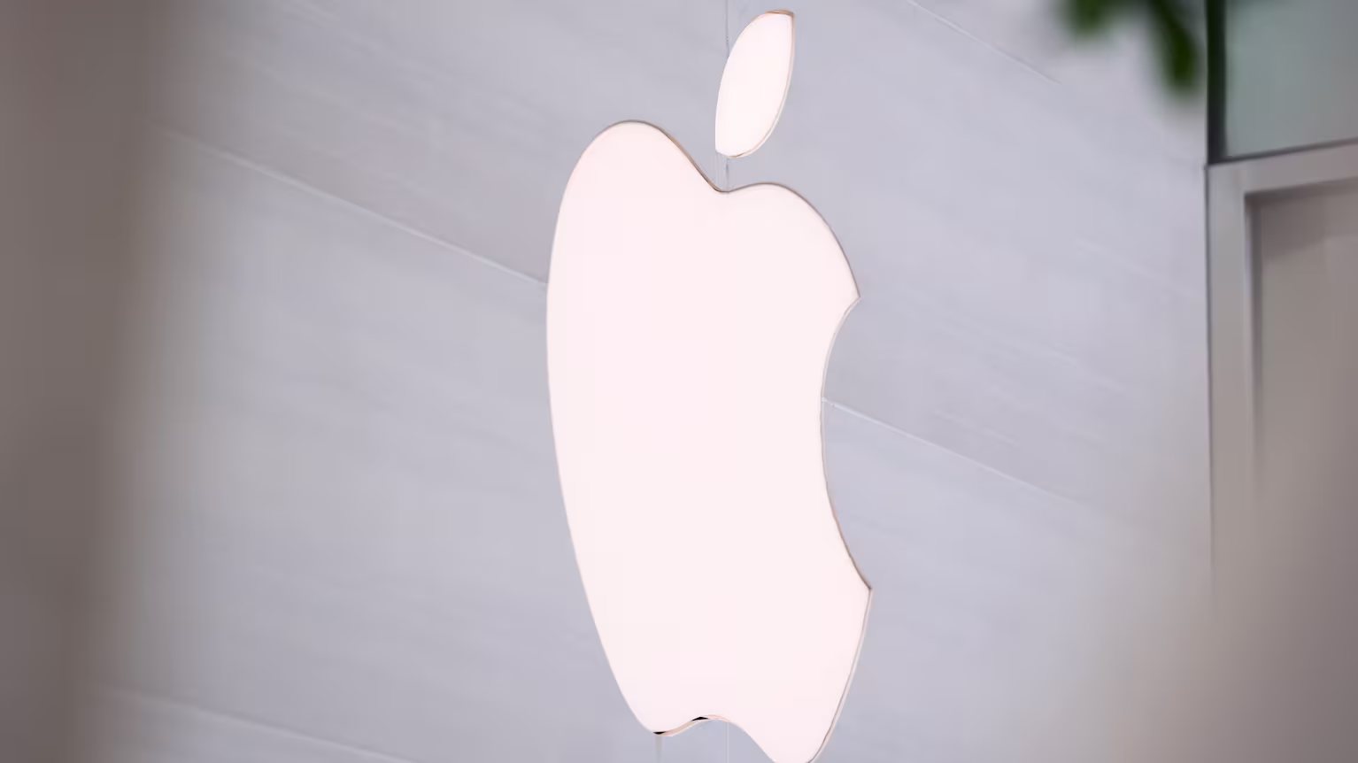 Apple valmistelee useita uusia älykotituotteita – mukana jopa robottikäsivarrella varustettu laite